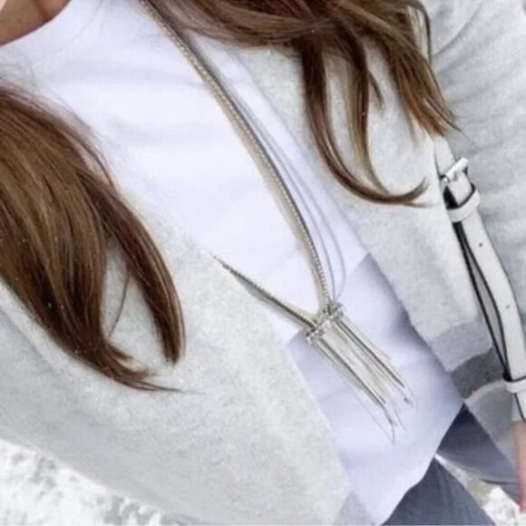 Stella & Dot Bowie Lariat Sparkle Necklace - Picture 4 of 4